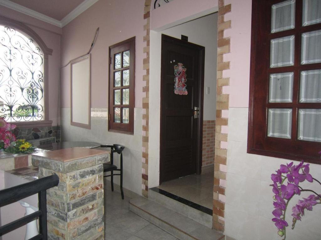Timi Hotel Thành Pho Ho Chí Minh Esterno foto