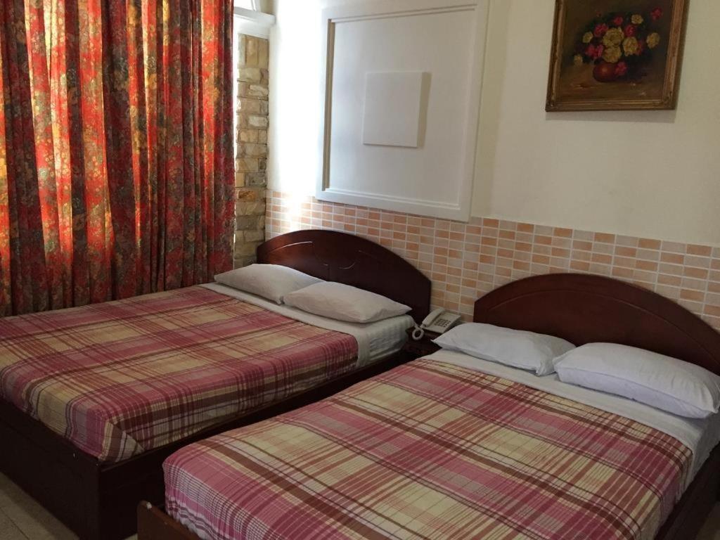 Timi Hotel Thành Pho Ho Chí Minh Esterno foto